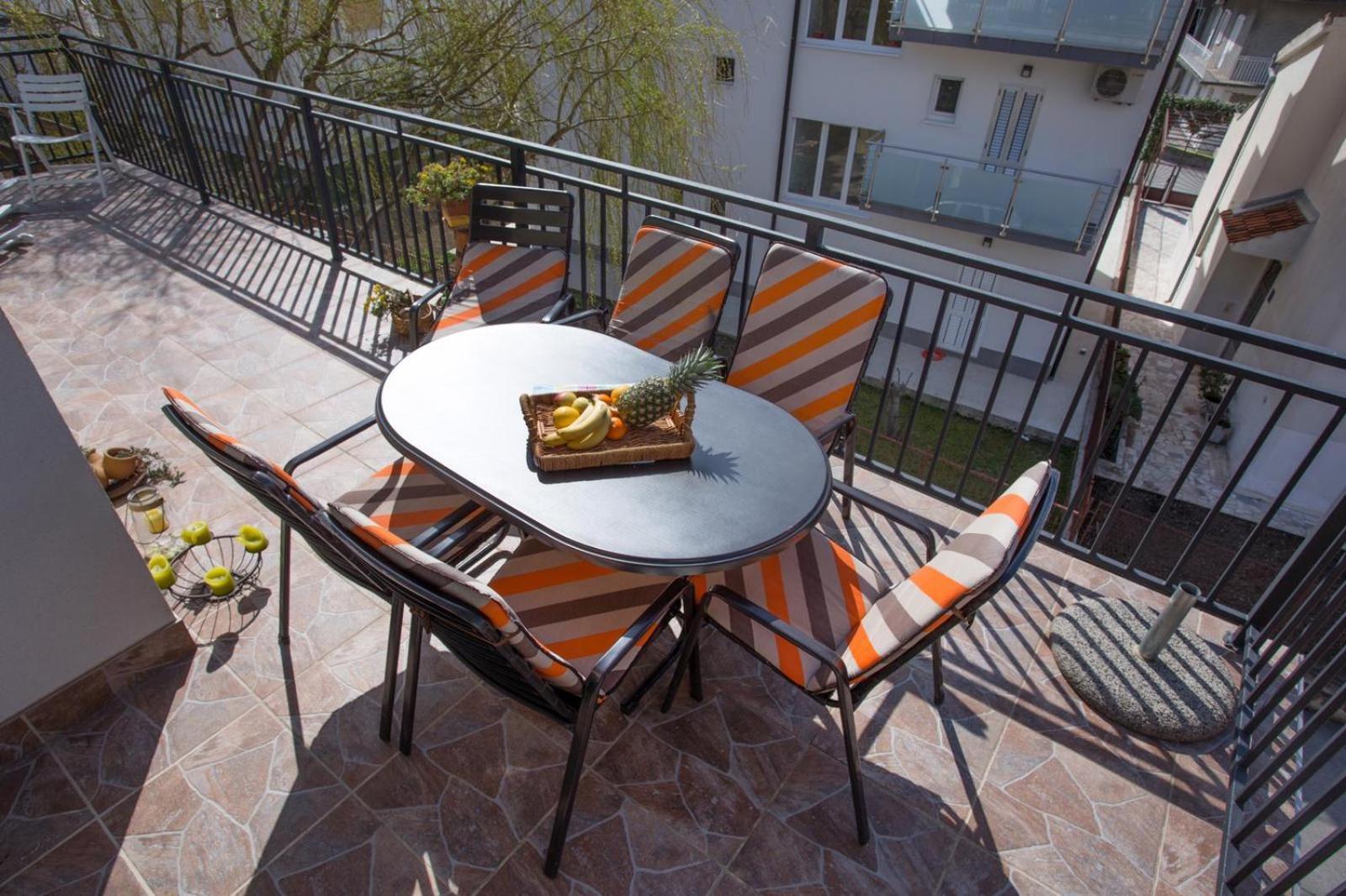 Tip Deluxe Apartment Podstrana Luaran gambar