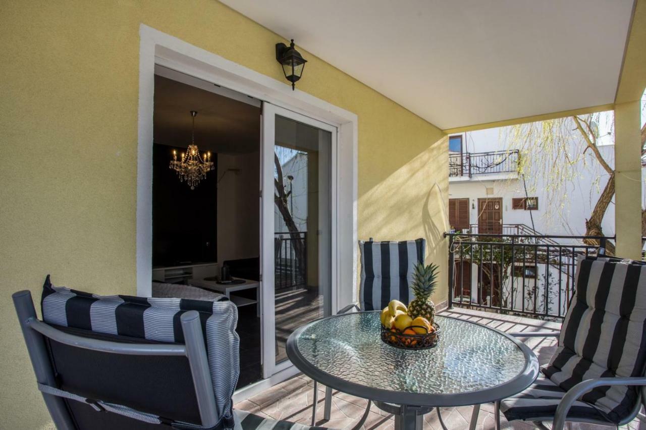 Tip Deluxe Apartment Podstrana Luaran gambar