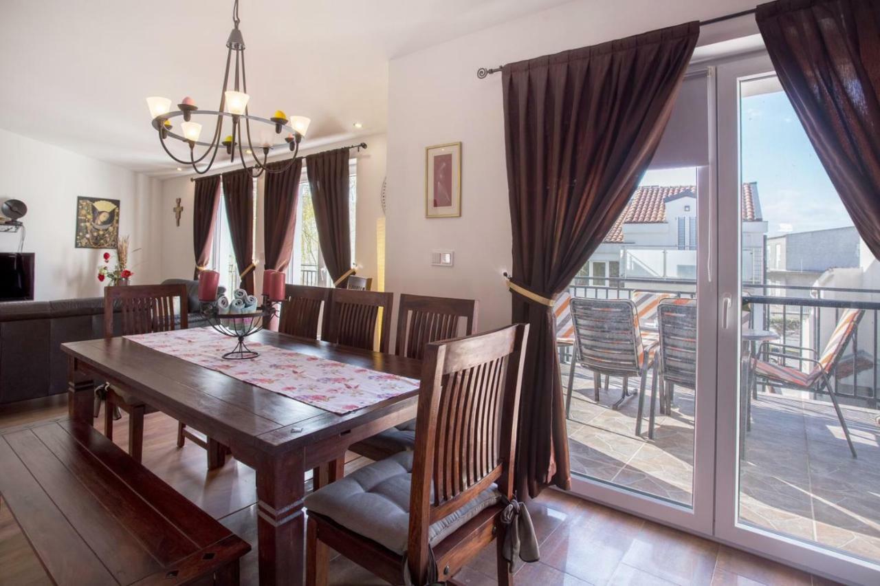 Tip Deluxe Apartment Podstrana Luaran gambar
