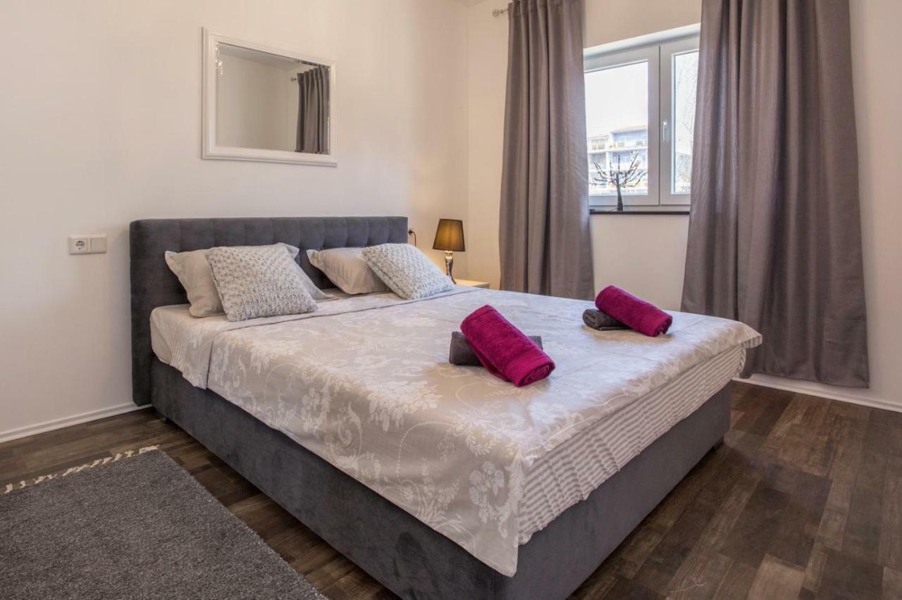 Tip Deluxe Apartment Podstrana Luaran gambar