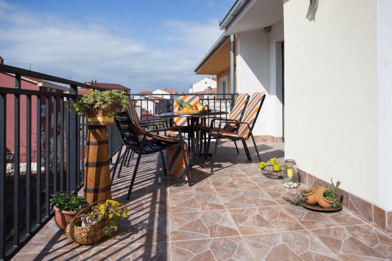 Tip Deluxe Apartment Podstrana Luaran gambar
